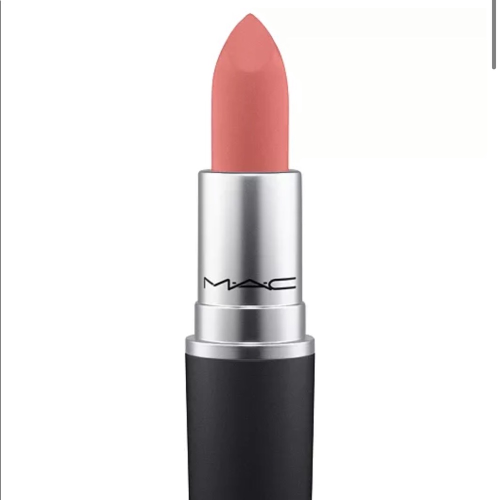 MAC lipstick- mull it over